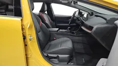 2024 Toyota Prius 2.0 PHEV XSE, жёлтый — фото 10