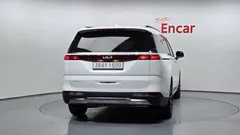 2023 Kia Carnival Diesel 9-Seater Noblesse — фото 4
