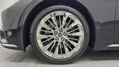 2023 Lexus LS 3.5 Platinum AWD, чёрный — фото 5