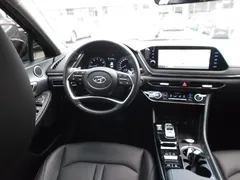 2022 Hyundai Sonata 2.0 — фото 14