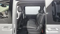 2022 Hyundai Staria Tourer 11-Seater — фото 11