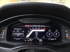 2025 Audi RS6 4.0 TFSI Quattro Avant Performance — фото 10