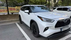 2023 Toyota Highlander 2.5 4WD Limited, белый — фото 2