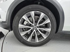 2022 Volvo V90 B5 Pro AWD, белый — фото 7
