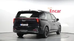 2025 Kia Canival Diesel 9-Seater Signature — фото 2