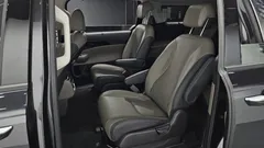 2025 Kia Canival Diesel 9-Seater Signature — фото 12