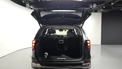 2025 Kia Canival Diesel 9-Seater Signature — фото 20
