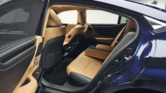 2022 Lexus ES Executive — фото 12