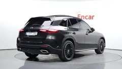2023 Mercedes-Benz GLC-Class GLC300 4MATIC Online Special — фото 2