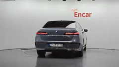 2023 BMW 7-Series 740i sDrive Design Pure Excellence — фото 4