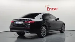 2023 Mercedes-Benz E-Class E300e 4MATIC Exclusive — фото 2