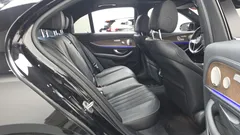 2023 Mercedes-Benz E-Class E300e 4MATIC Exclusive — фото 11