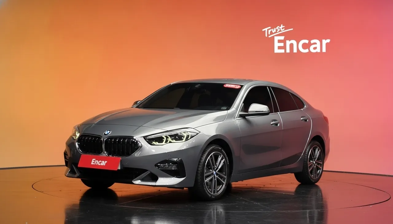 2023 BMW 2-Series 220i Sport