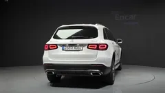 2022 Mercedes-Benz GLC-Class GLC300e 4MATIC — фото 4