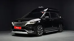 2023 Kia Carnival Diesel 7-Seater Hi-Limousine — фото 1