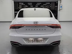2022 Hyundai Grandeur 2.5 — фото 3