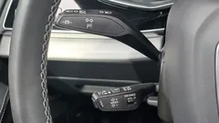 2022 Audi Q8 55 TFSI Quattro Premium, серый — фото 14