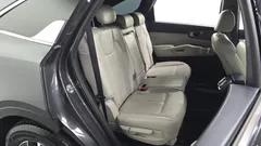 2023 Kia Sorento HEV 1.6 4WD — фото 12