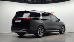 2023 Kia Carnival Diesel 9-Seater Noblesse — фото 2