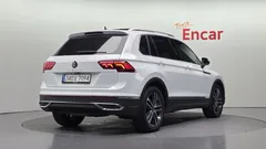 2022 Volkswagen Tiguan 2.0 TDI Prestige — фото 2