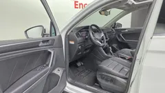 2022 Volkswagen Tiguan 2.0 TDI Prestige — фото 13
