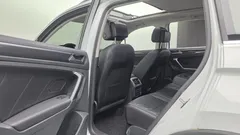 2022 Volkswagen Tiguan 2.0 TDI Prestige — фото 17
