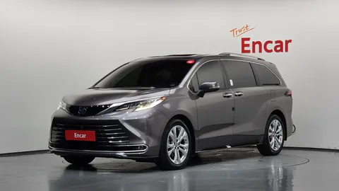 2022 Toyota Sienna 2.5 Hybrid 2WD