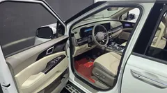 2023 Kia Carnival Diesel 7-Seater Signature — фото 11