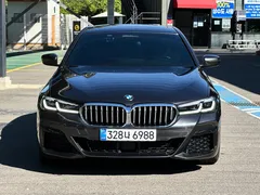 2022 BMW 5-Series 520i M Sport — фото 3
