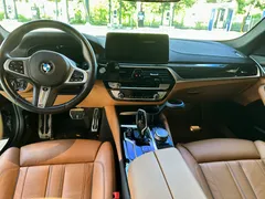 2022 BMW 5-Series 520i M Sport — фото 7