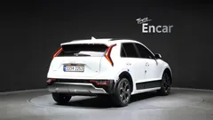 2022 Kia Niro Prestige — фото 2