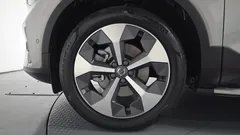 2023 Volvo XC40 B4 Ultimate Bright — фото 5
