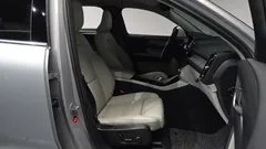 2023 Volvo XC40 B4 Ultimate Bright — фото 11