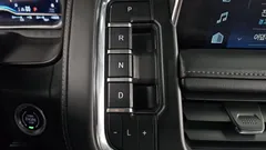 2023 ChevroletGMDaewoo Tahoe 6.2 Dark Knight 4WD, чёрный — фото 9