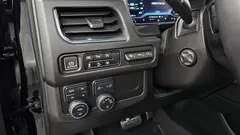 2023 ChevroletGMDaewoo Tahoe 6.2 Dark Knight 4WD, чёрный — фото 14