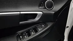 2021 Hyundai Sonata Premium, белый — фото 20