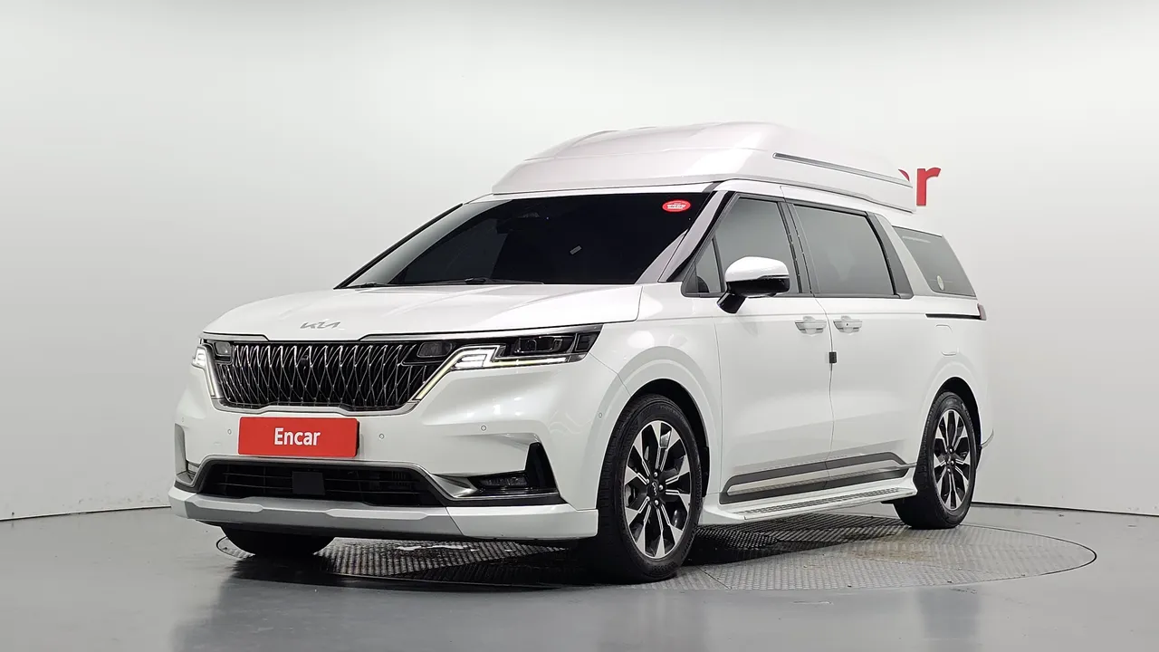 2023 Kia Carnival Diesel 9-Seater Hi-Limousine