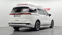 2023 Kia Carnival Diesel 9-Seater Hi-Limousine — фото 2