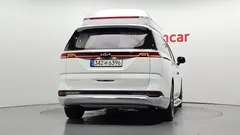 2023 Kia Carnival Diesel 9-Seater Hi-Limousine — фото 4