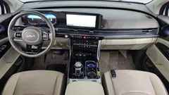 2023 Kia Carnival Diesel 9-Seater Hi-Limousine — фото 7