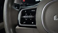 2023 Kia Carnival Diesel 9-Seater Hi-Limousine — фото 18