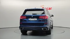 2023 BMW X5 xDrive 40i M Sport — фото 4