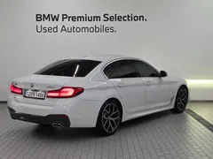 2023 BMW 5-Series 530i xDrive M Sport Package — фото 3
