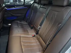 2023 BMW 5-Series 530i xDrive M Sport Package — фото 17
