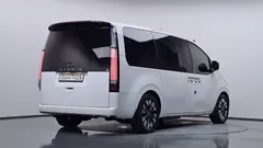2023 Hyundai Staria L3.5 Lounge 7-Seater — фото 2