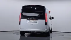 2023 Hyundai Staria L3.5 Lounge 7-Seater — фото 4
