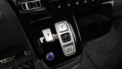2023 Hyundai Staria L3.5 Lounge 7-Seater — фото 9