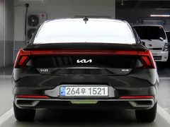 2023 Kia K8 Signature — фото 3