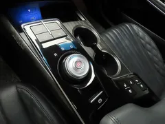 2023 Kia K8 Signature — фото 10