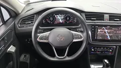 2023 Volkswagen Tiguan 2.0 TSI Prestige — фото 17